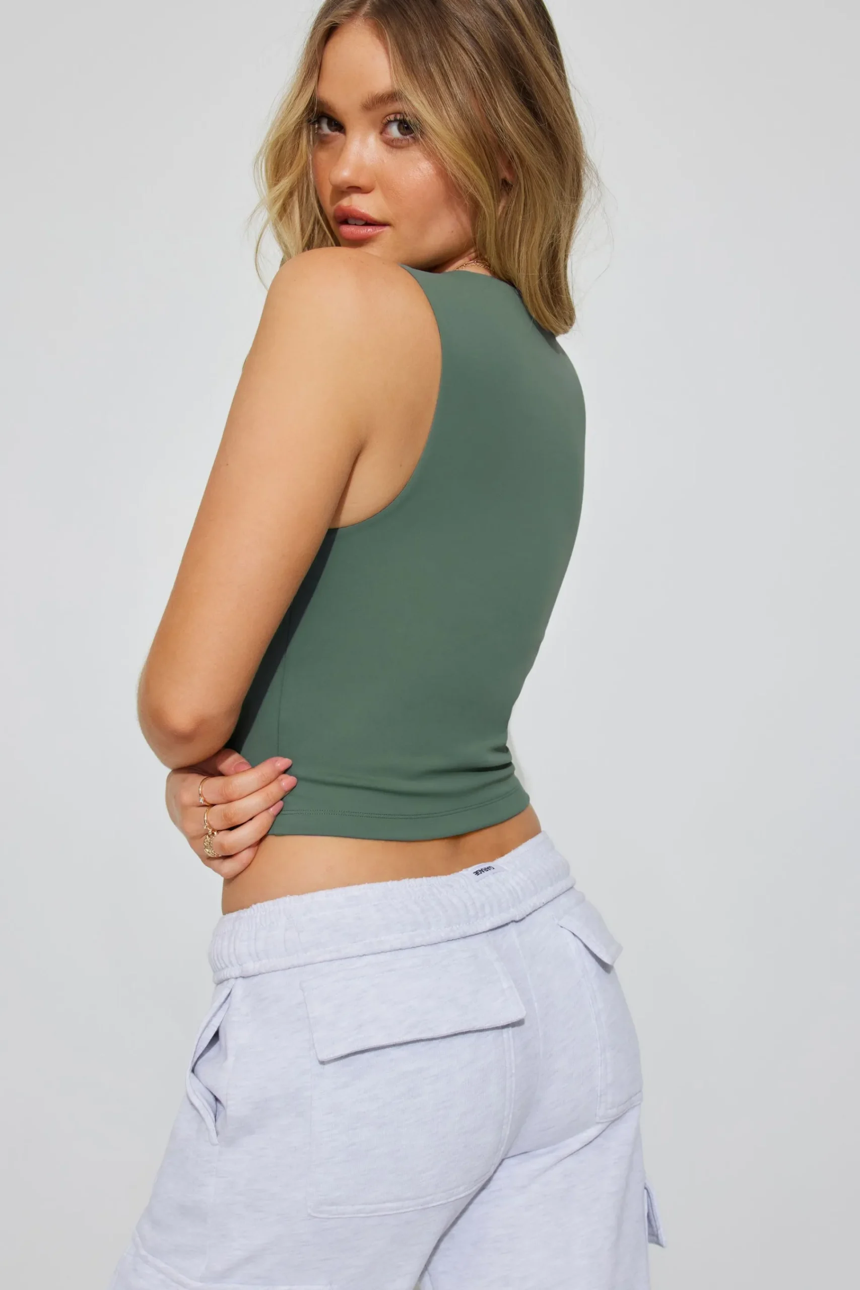 Amber Portrait Neck Tank Top*Garage Clothing Best Sale