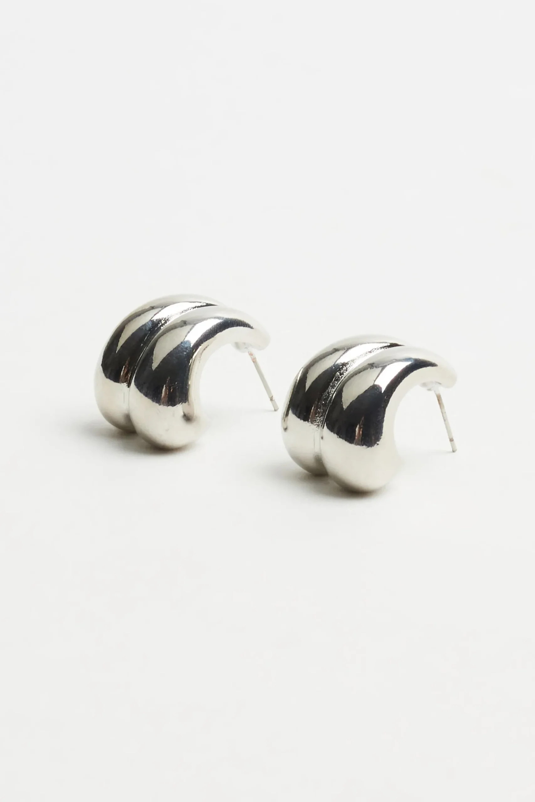 Chunky Open Hoop Earrings*Garage Clothing Flash Sale