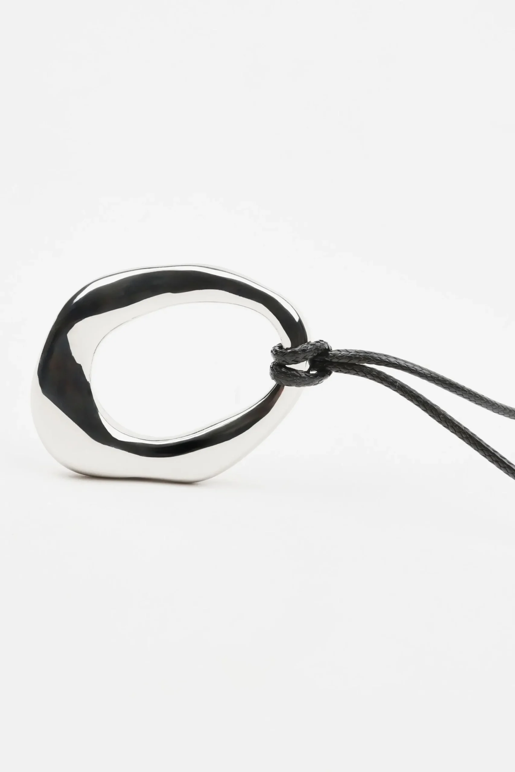 Oval Pendant Necklace*Garage Clothing Online