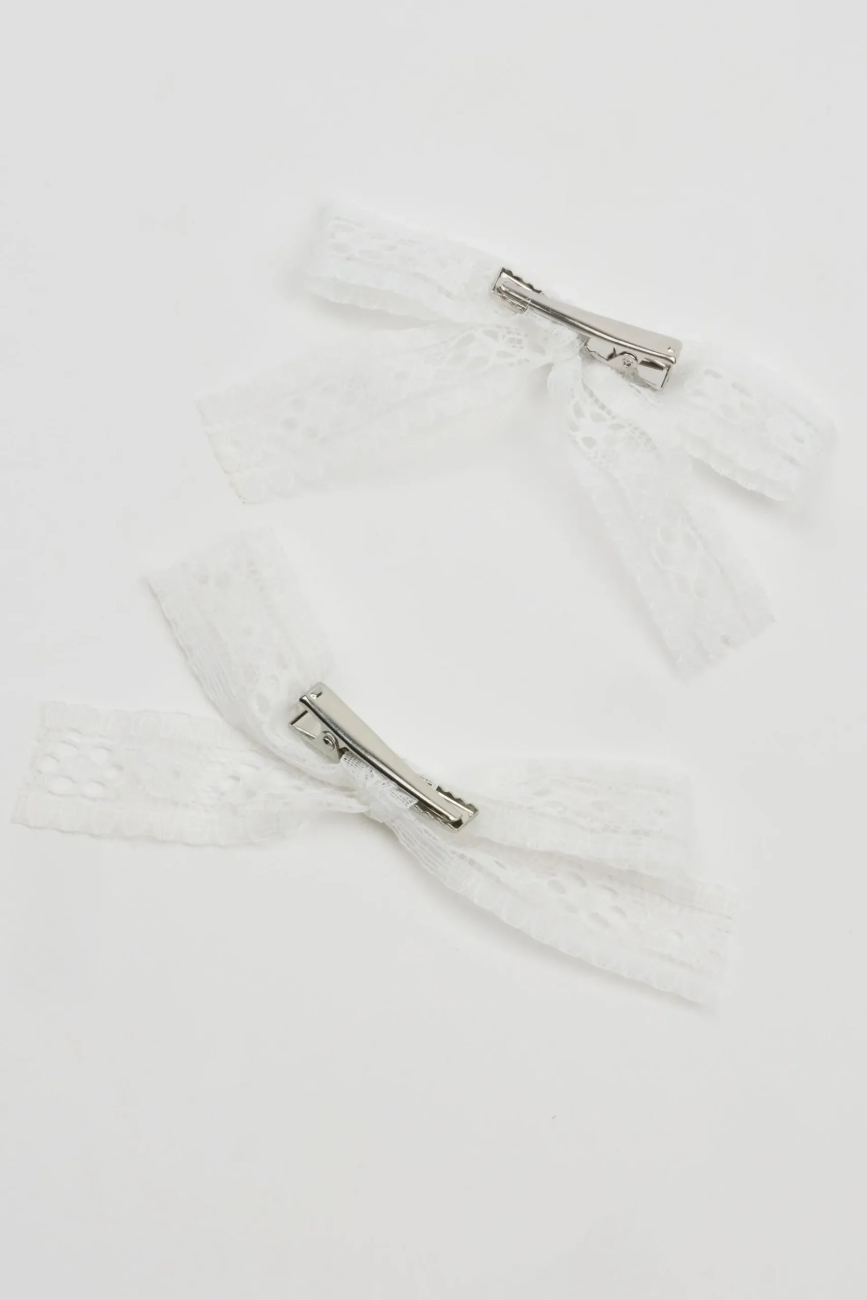 2-Pack Lace Bow Hair Clips*Garage Clothing Outlet