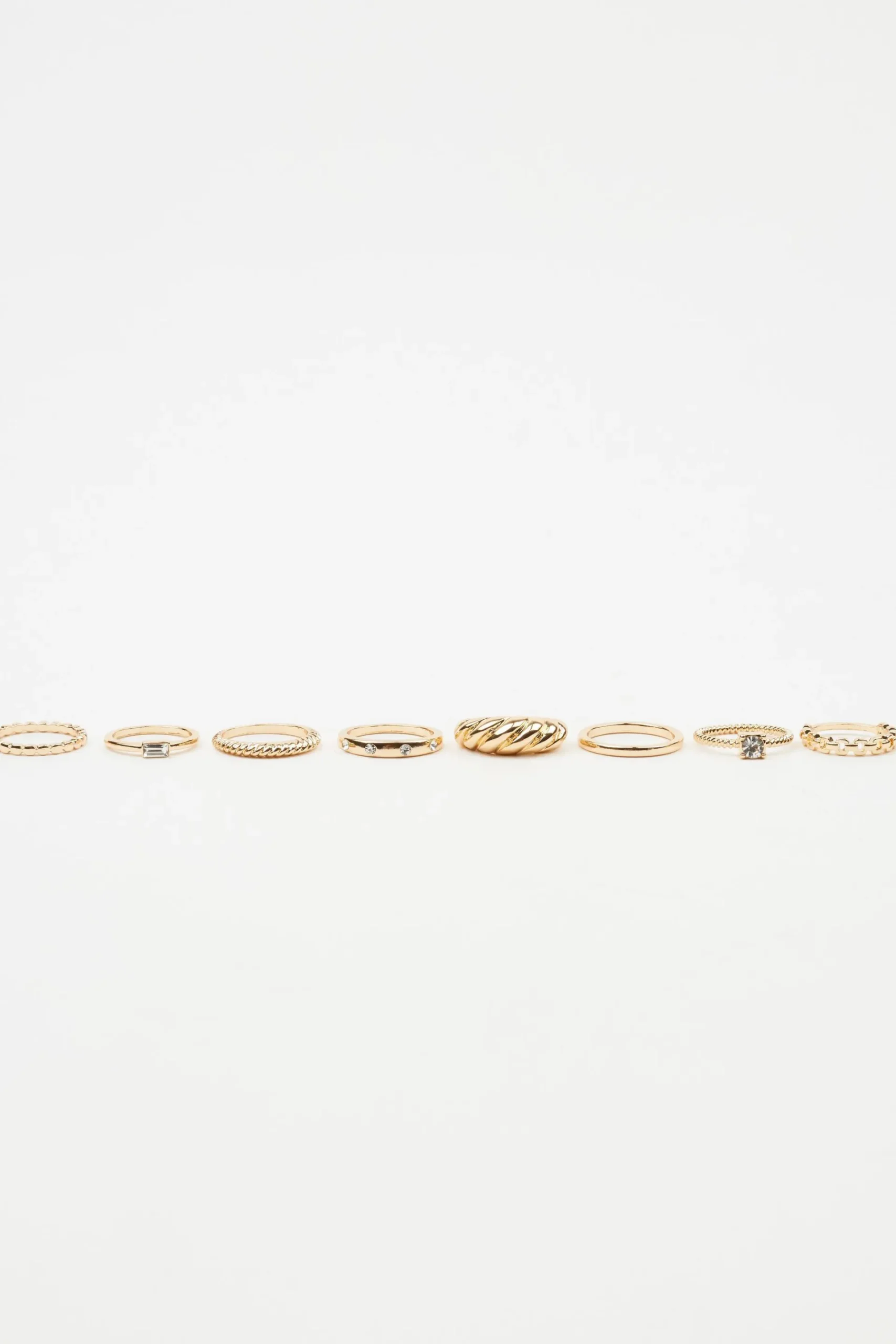 Set Of 8 Delicate Gem Rings*Garage Clothing Best