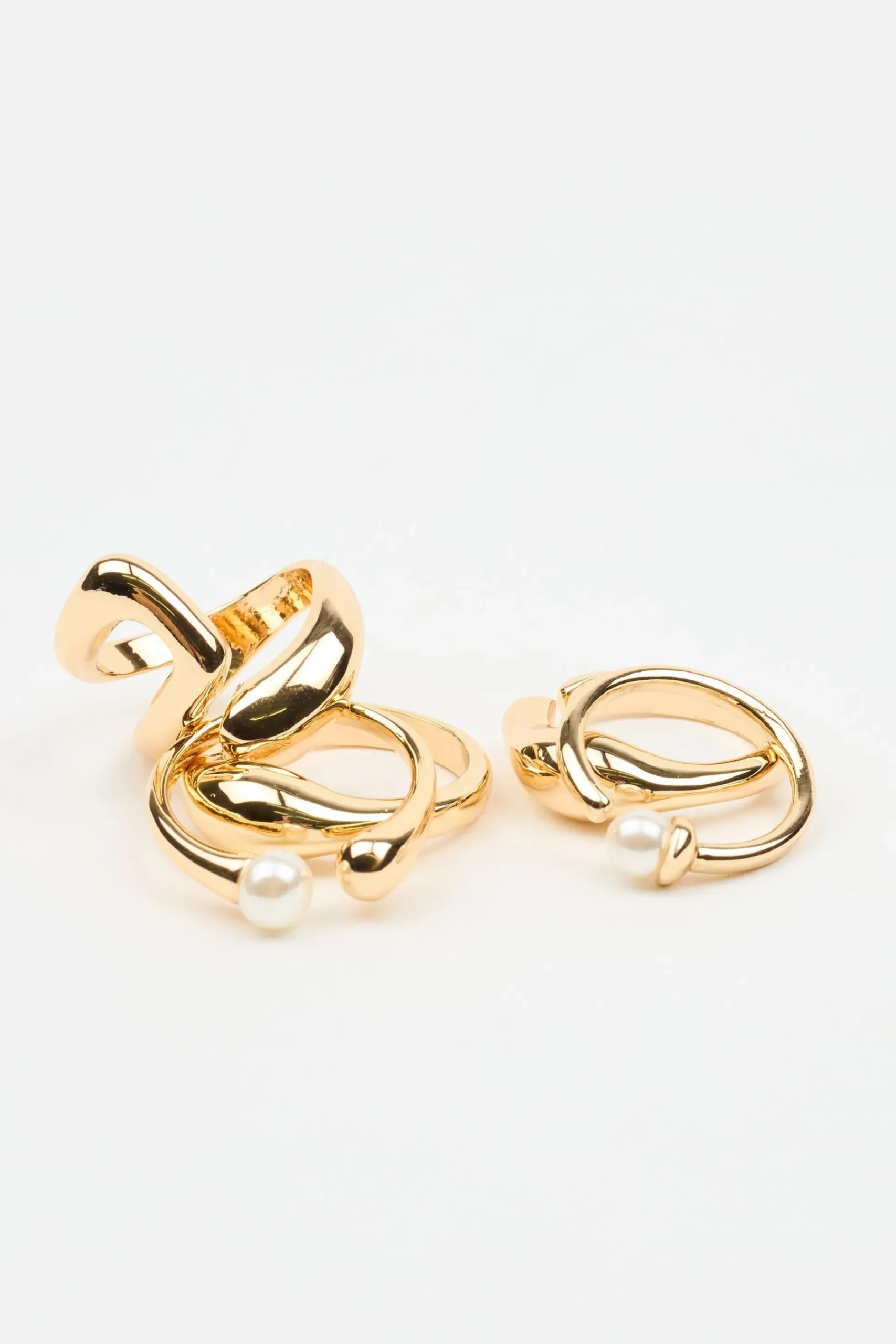 Set Of 5 Pearl & Organic Rings*Garage Clothing Outlet