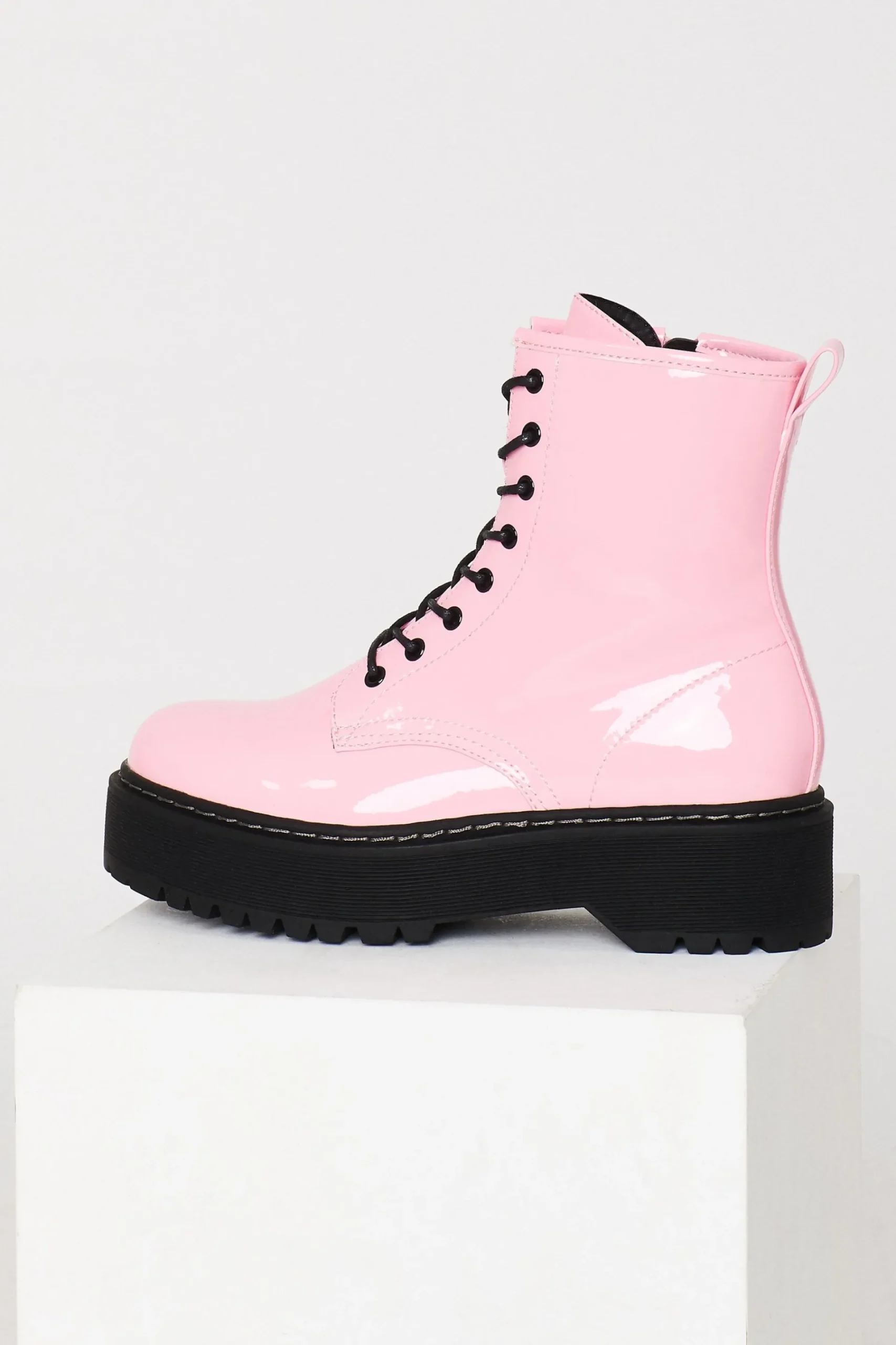 Steve Madden Betty Boots*Garage Clothing New